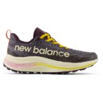 New Balance - Women's FuelCell SuperComp Trail - Trailrunningschuhe Gr 10 grau